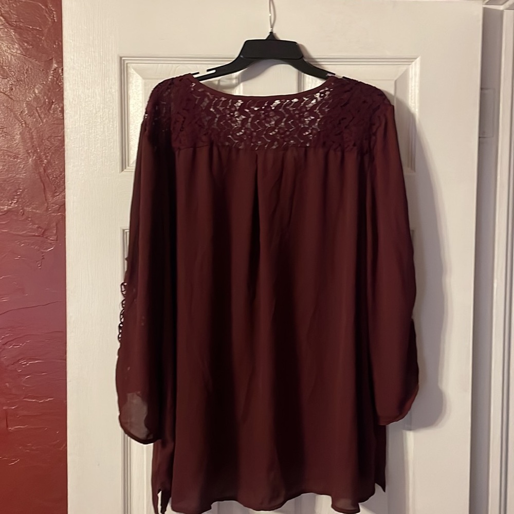 Maroon blouse - Picture 2 of 4
